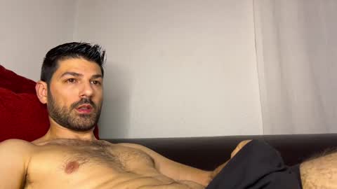 Snapshot of sexfriendch chatting on 03-06-25, 04:30 Lucenzo online show from 03-06-25, 04:30