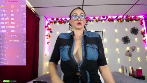 Lili online show from 05-07-26, 06:46