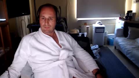 Snapshot of sexlobo1 chatting on 06-05-26, 12:22 Sexlobo online show from 06-05-26, 12:22