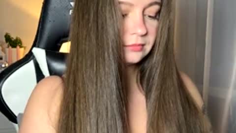 My name is Mia whats yours online show from 11-24-25, 02:50