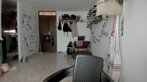 Snapshot of sexnherbs chatting on 04-25-26, 02:36 online show from 04-25-26, 02:36