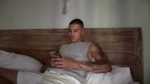 Snapshot of sexninjaboy_ chatting on 08-02-26, 06:45 Jace online show from 08-02-26, 06:45