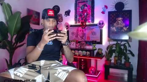 Aharon  ravelo online show from 06-19-26, 04:39