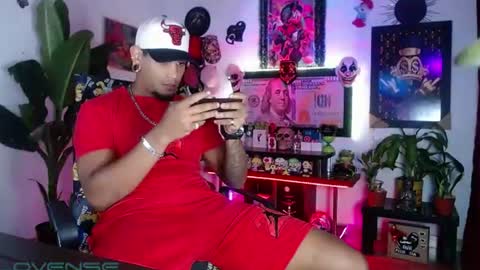 Aharon  ravelo online show from 07-04-26, 04:18