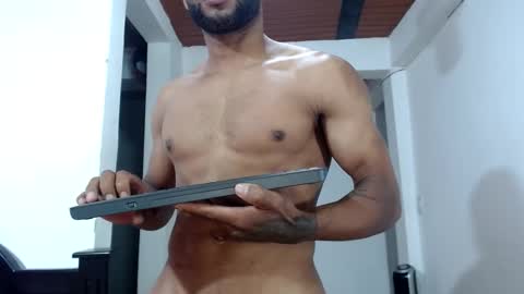 Snapshot of sexseason777 chatting on 09-10-25, 11:49 STIIV G online show from 09-10-25, 11:49