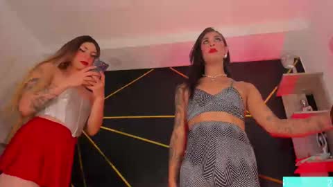 Snapshot of sexwildlatin chatting on 11-28-25, 10:34 Tifanny Benitez online show from 11-28-25, 10:34