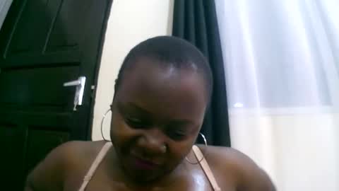sexxi_ebony online show from 10-22-25, 01:17