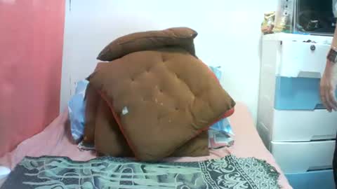 Snapshot of sexxiemegummi chatting on 05-25-26, 01:11 Megummi or Meg online show from 05-25-26, 01:11