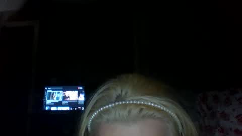 Snapshot of sexxiibossbabe chatting on 11-18-25, 06:51 sexxiibossbabe online show from 11-18-25, 06:51