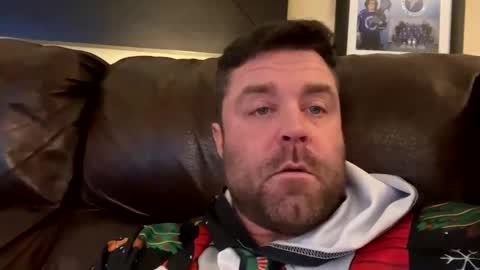 Snapshot of sexxxxycouple604 chatting on 12-28-24, 11:59 Big uncut hunk online show from 12-28-24, 11:59