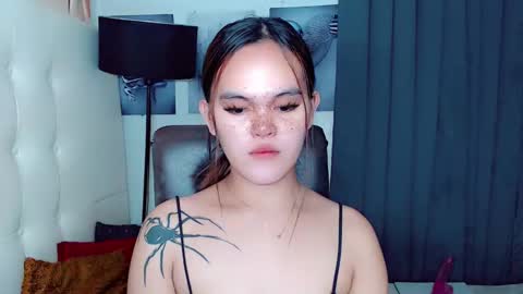 Snapshot of sexxxy_caroline chatting on 01-22-25, 12:38 sexxxy_caroline online show from 01-22-25, 12:38