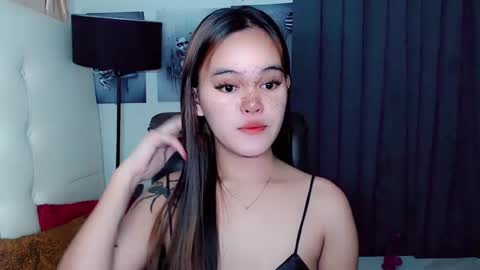 Snapshot of sexxxy_caroline chatting on 01-23-25, 08:36 sexxxy_caroline online show from 01-23-25, 08:36