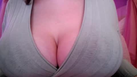 Snapshot of sexxxyprincess chatting on 02-01-26, 02:21 Princess online show from 02-01-26, 02:21