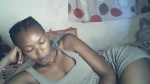 sexxy_curvy23 online show from 01-09-26, 08:28