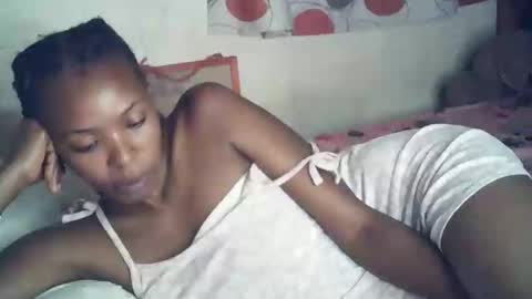 sexxy_curvy23 online show from 01-10-26, 02:02