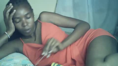 sexxy_curvy23 online show from 06-14-26, 05:42