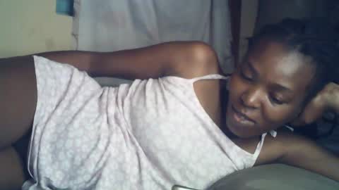 sexxy_curvy23 online show from 07-08-26, 03:55