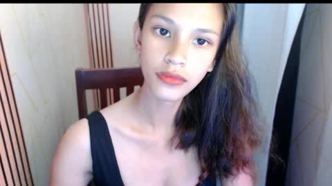 Dahlia online show from 03-27-26, 12:49