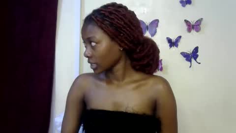 vicky online show from 05-29-26, 02:42