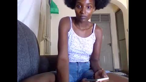 Snapshot of sexxy_liney chatting on 02-22-25, 06:52 sexxy_liney online show from 02-22-25, 06:52