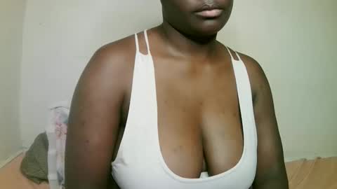 sexxy_maya1 online show from 03-12-26, 12:17