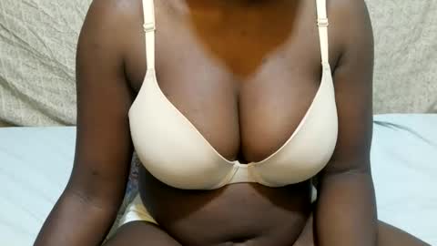 sexxy_maya1 online show from 06-04-26, 07:03