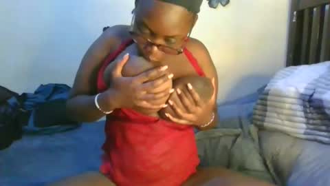 Snapshot of sexxy_mish chatting on 02-16-26, 07:32 sexxy_mish online show from 02-16-26, 07:32