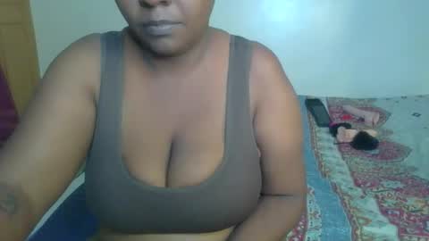 Snapshot of sexxy_surphire chatting on 09-19-25, 05:57 Sexxy surphire online show from 09-19-25, 05:57