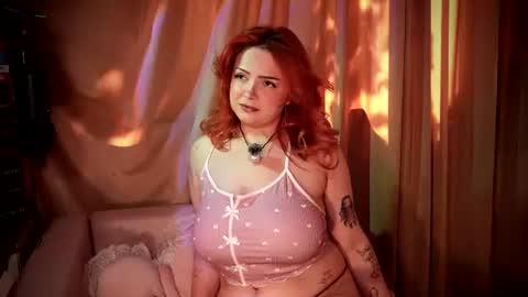 Lexy online show from 06-17-26, 01:12