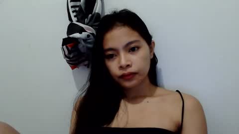 Snapshot of sexxygirll20 chatting on 07-12-26, 03:36 Hi im jenny online show from 07-12-26, 03:36