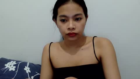 Snapshot of sexxygirll20 chatting on 07-24-26, 12:14 Hi im jenny online show from 07-24-26, 12:14