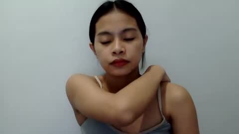 Snapshot of sexxygirll20 chatting on 07-26-26, 12:12 Hi im jenny online show from 07-26-26, 12:12