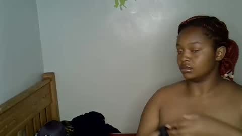 sexxyneil_ online show from 10-17-25, 08:33
