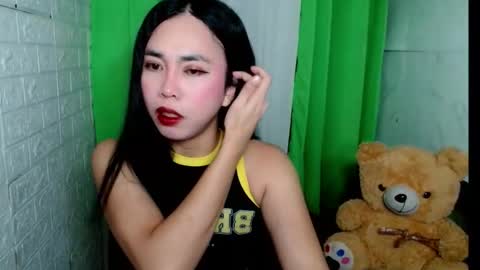 Snapshot of sexxywild_asiants4uxxx chatting on 05-19-26, 06:47 Jessica online show from 05-19-26, 06:47