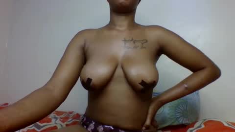 Snapshot of sexy4daddy50 chatting on 10-01-25, 07:20 lynn online show from 10-01-25, 07:20