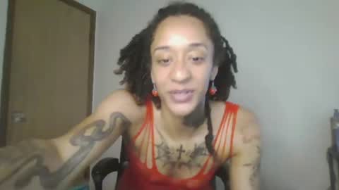 Snapshot of sexy6foot chatting on 06-19-26, 12:04 sexy6foot online show from 06-19-26, 12:04