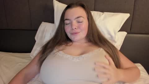 Hello dear. I will be glad to meet you.  see you soon. online show from 12-06-24, 01:51