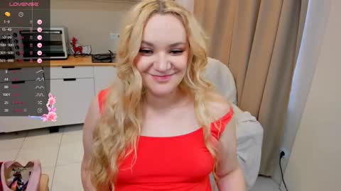 Snapshot of sexy__nimph chatting on 02-08-26, 12:41 Alice online show from 02-08-26, 12:41