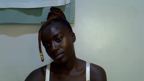 Snapshot of sexy_alia1 chatting on 01-06-26, 04:11 sexy_alia1 online show from 01-06-26, 04:11