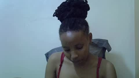 Nyagah online show from 05-17-26, 01:47