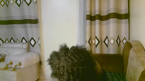 Ariana online show from 11-16-25, 08:25