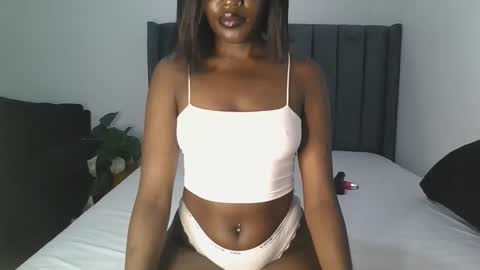 Snapshot of sexy_arriah chatting on 02-15-26, 07:51 Arria online show from 02-15-26, 07:51