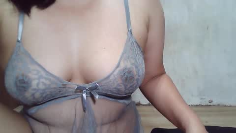 Snapshot of sexy_ashley0 chatting on 10-27-25, 05:06 ashley online show from 10-27-25, 05:06