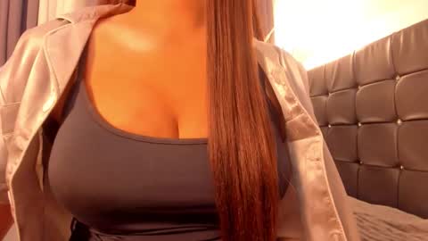 Snapshot of sexy_asian_sandy chatting on 02-09-26, 05:00 sandy online show from 02-09-26, 05:00