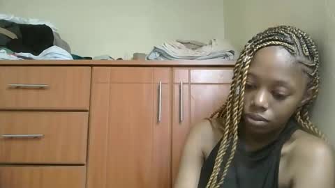 Snapshot of sexy_banny4 chatting on 03-28-26, 02:11 sexy_banny4 online show from 03-28-26, 02:11