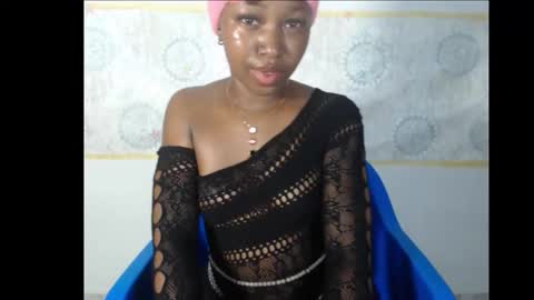 Snapshot of sexy_bluey247 chatting on 10-09-25, 03:32 sexy_bluey247 online show from 10-09-25, 03:32