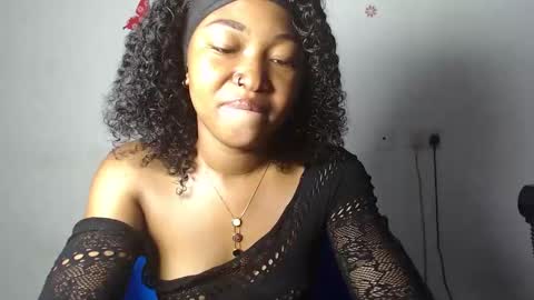 sexy_bluey247 online show from 12-01-25, 07:24