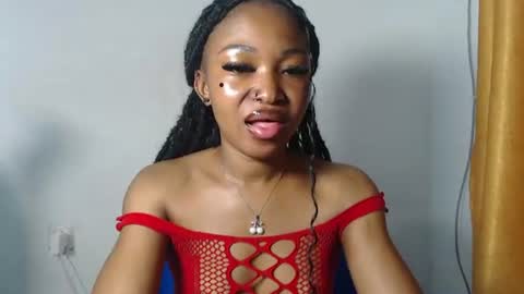 sexy_bluey247 online show from 06-14-26, 12:52