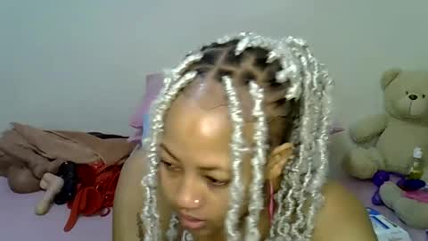 sexy_bubbie01 online show from 05-23-26, 02:28