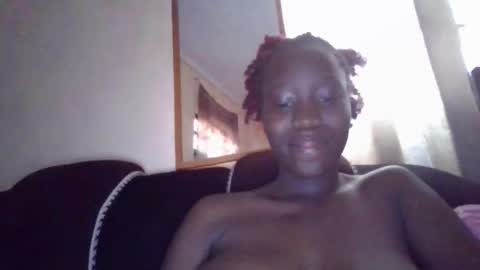 sexy_butty01 online show from 11-27-25, 06:04